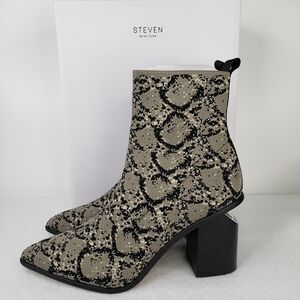 Steven N.Y. Nikia Multi Color Snake Print Fabric Notch Out Heel Boot Sz 8 & 8.5